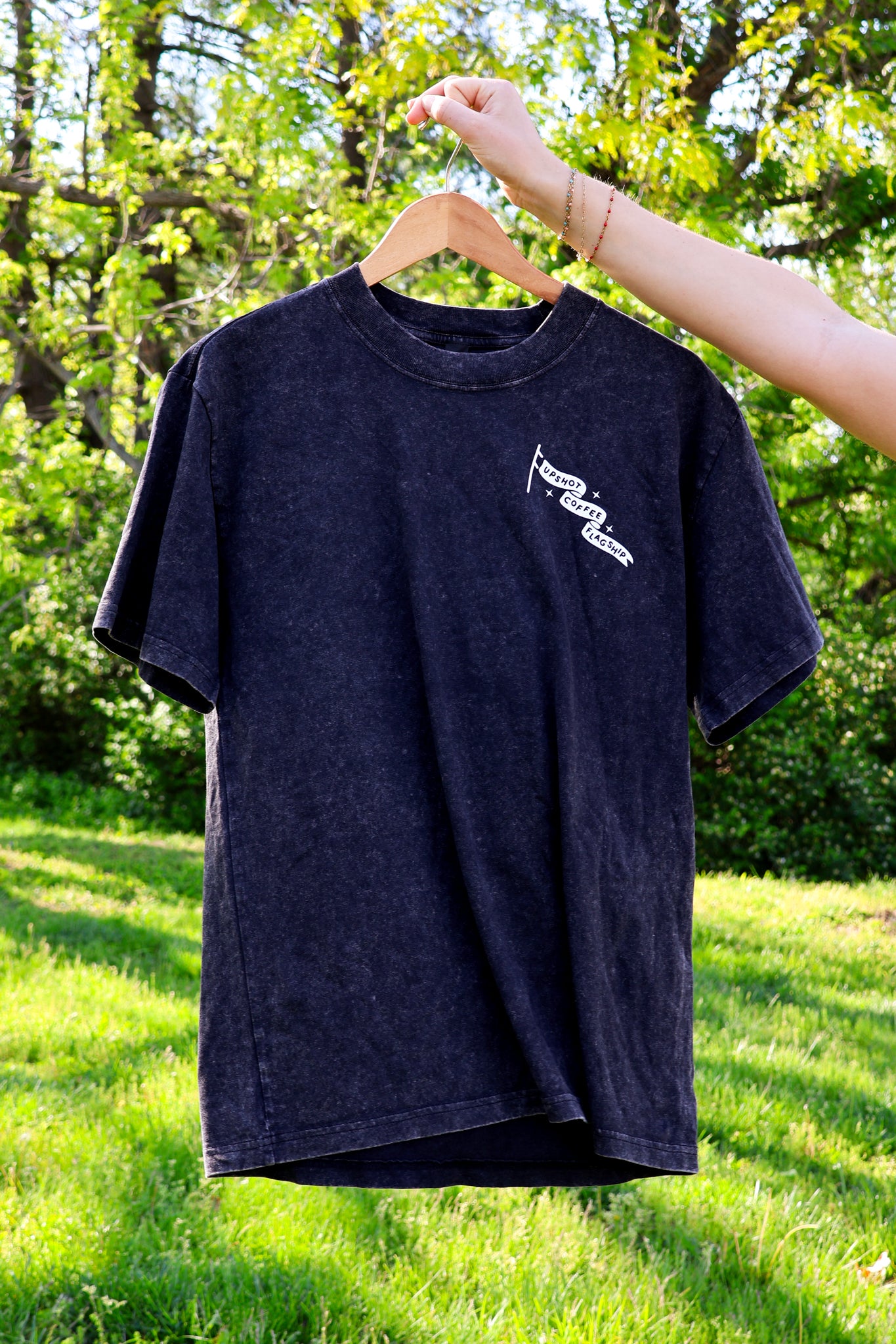 UPSHOT FLAGSHIP -SHIRT