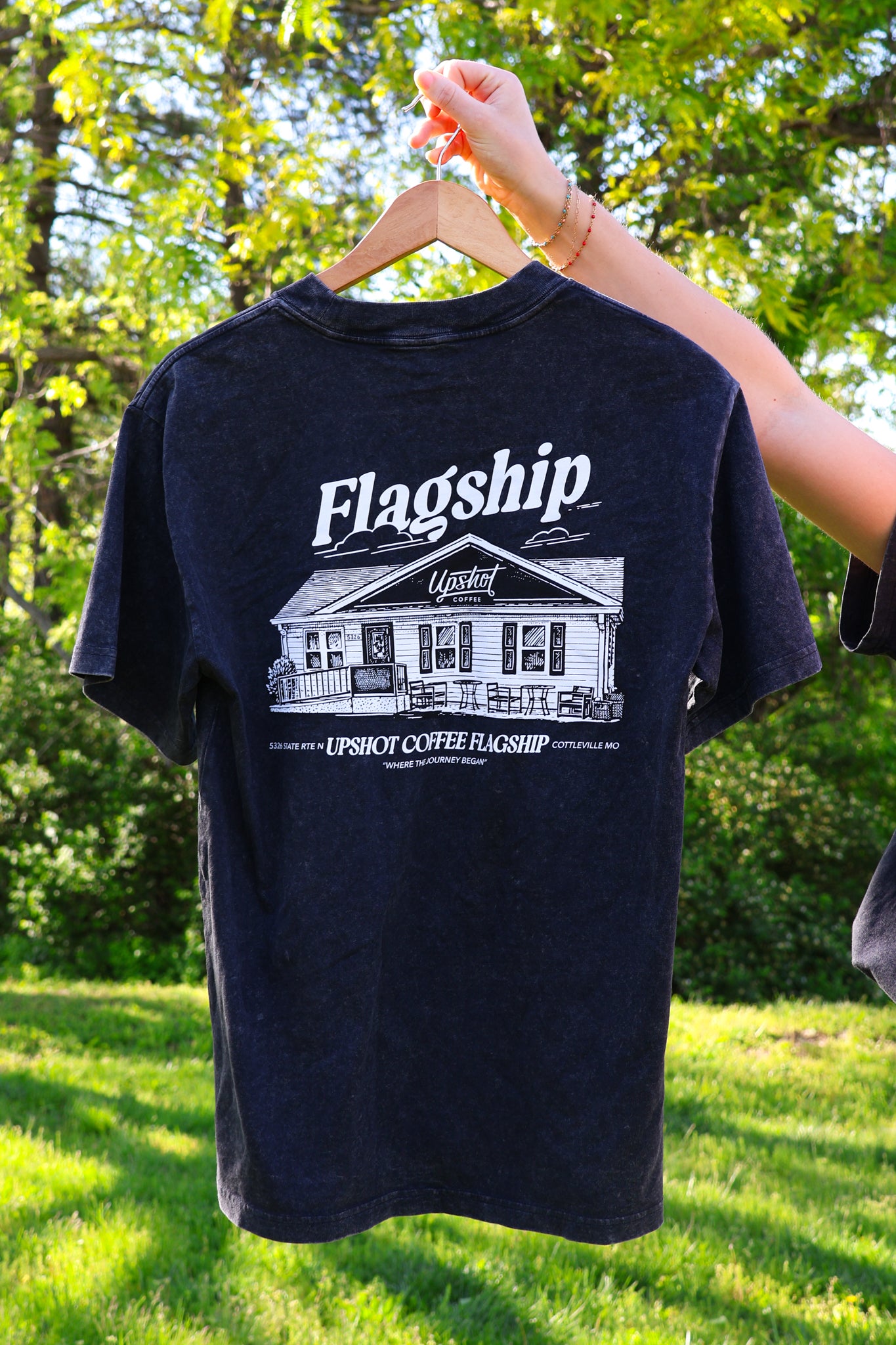 UPSHOT FLAGSHIP -SHIRT
